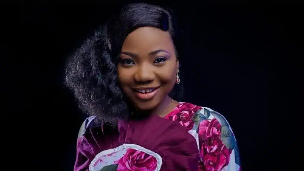 Mercy Chinwo Biography Wiki Age Nationality Christianity Family Husband Career Path And N